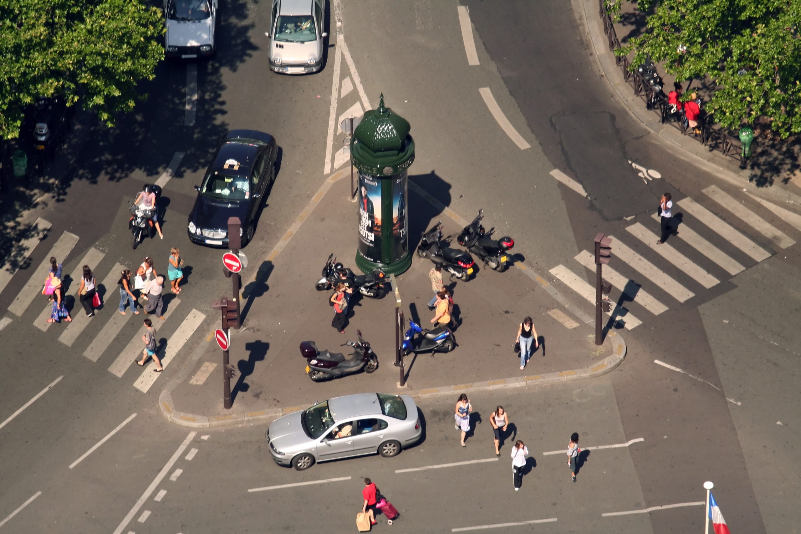 double pedestrian crossing
